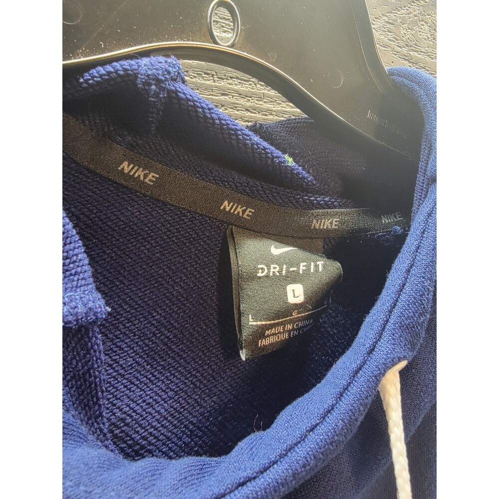 Nike Logo Therma DRI-FIT Pullover Hoodie Hood Large  Swoosh Graphic Logo - Picture 4 of 4